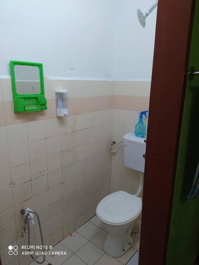 Homestay D' Tengah Bandar Kuala Rompin Eksteriør bilde