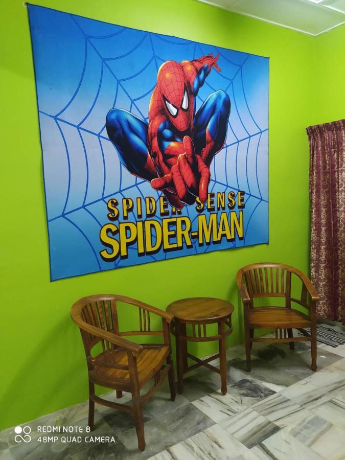 Homestay D' Tengah Bandar Kuala Rompin Eksteriør bilde